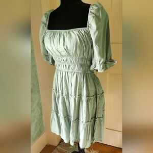 Hallie Tiered mini dress Rain By Francesca's size M